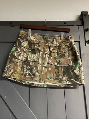 Camo Mini Skirt with Front Pockets and Zip